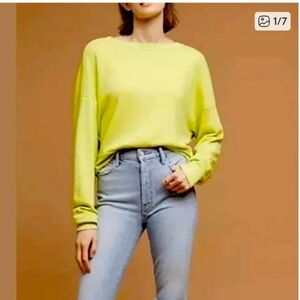 Anthropologie T. La. | Studio crop sweatshirt in lime green - Size M